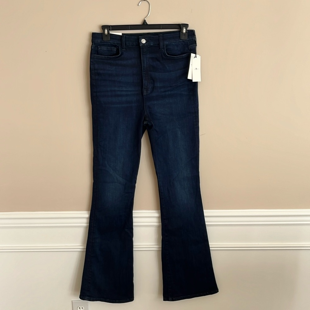 NWT 7 For All Mankind Ultra High Rise Skinny Boot size 32